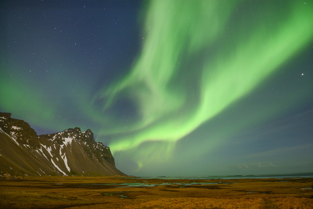 How To Photograph Northern Lights With