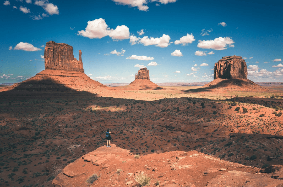 sand-mountains-monumentvalley