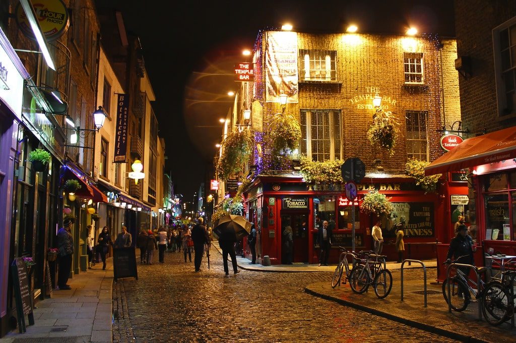 Temple Bar, Dublin, Ireland at night